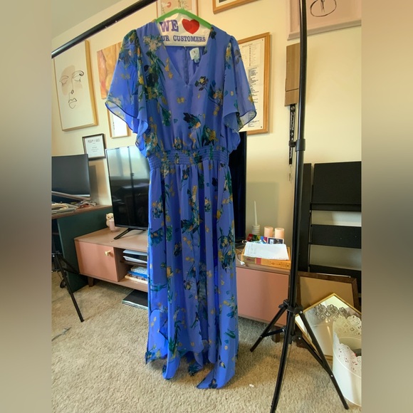 Women’s CeCe maxi dress - Picture 2 of 3